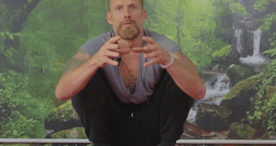 Squat sitting naturally